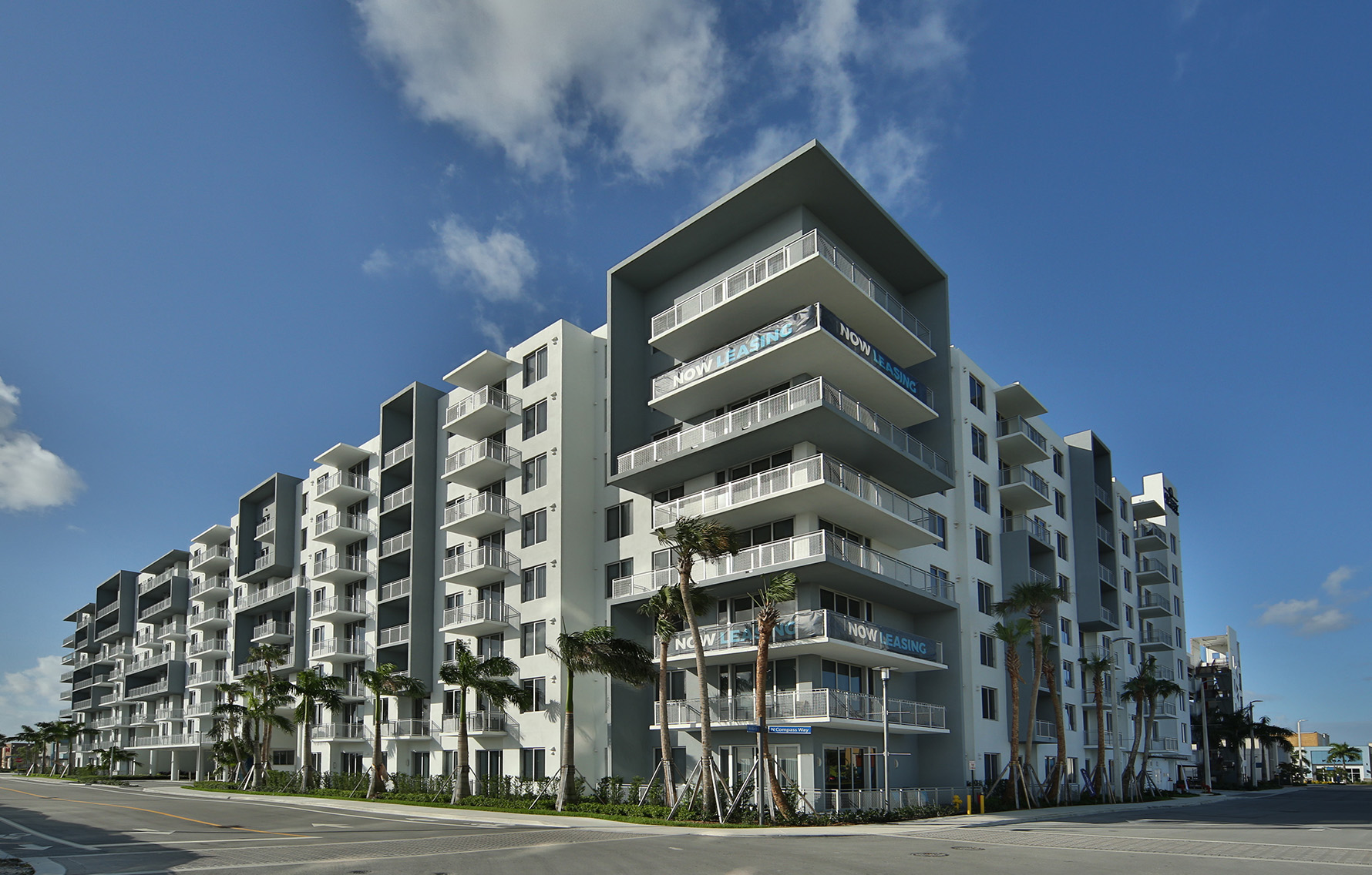 Avery Dania Pointe Luxury apartment living in Dania Beach, Florida